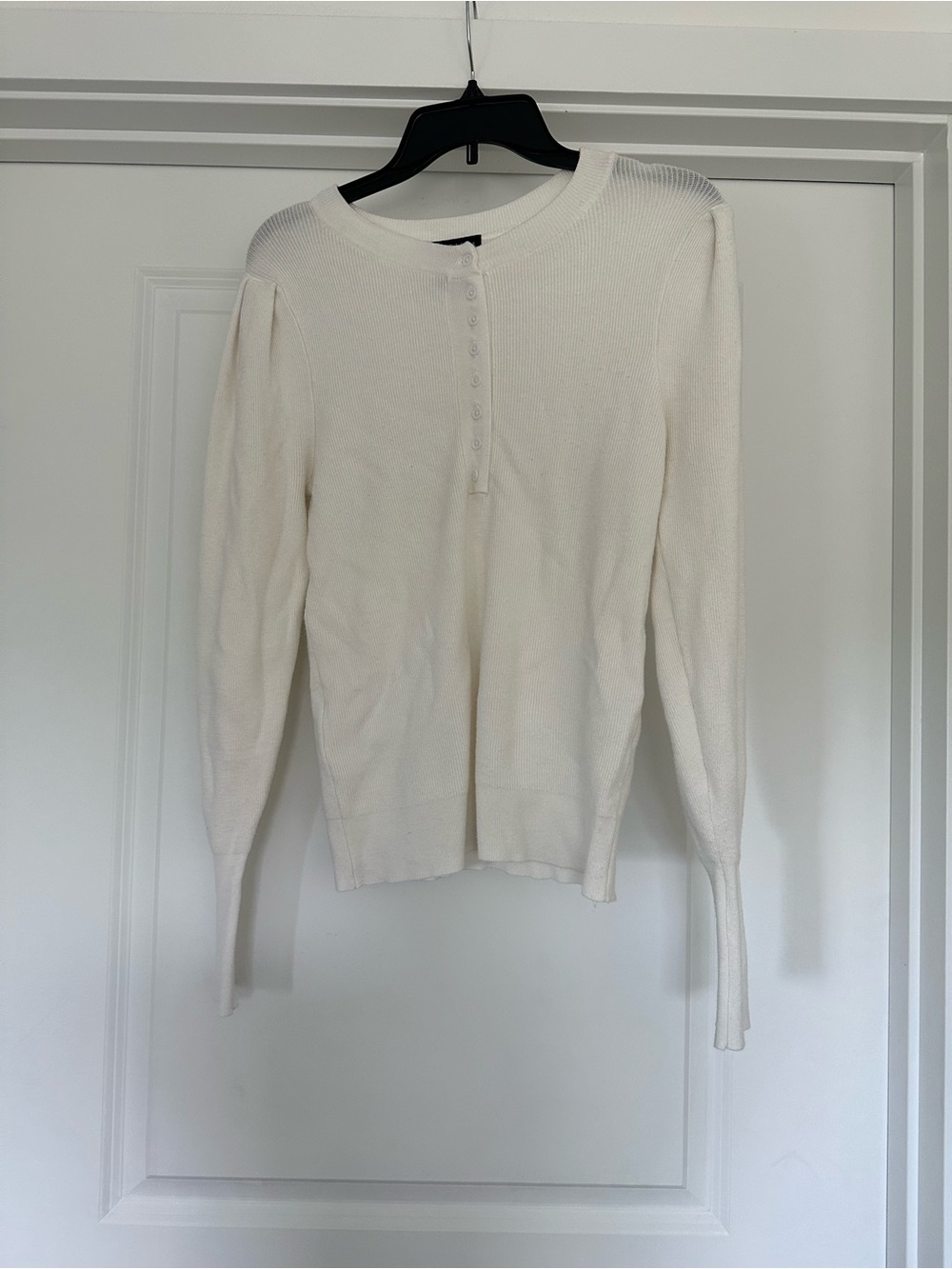 Source Unknown Ivory Button-Front Ribbed Long Sleeve Top